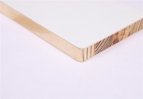 4x8 Plywood i helu ʻia ke ahi